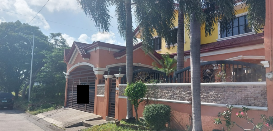 House And Lot For Sale In BF Resort Las Pinas