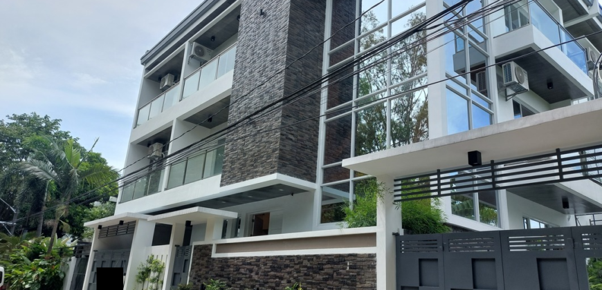 Brand New 4 Units Town House For Sale In Multinational Paranaque