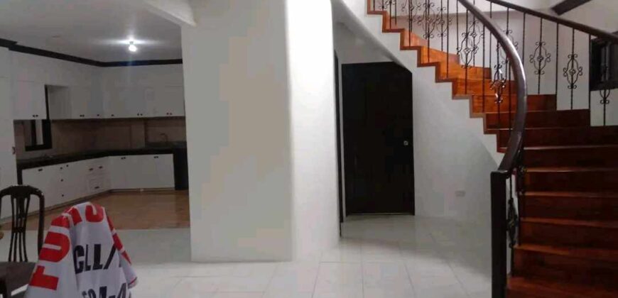 House And Lot For Sale In Multinational Village, Paranaque City