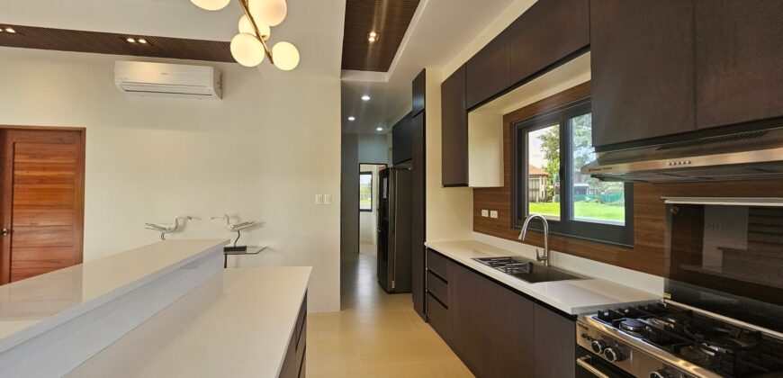 Gorgeous 3 Level Brand New Modern House in a Corner Through Lot in South Forbes Mansion Silang