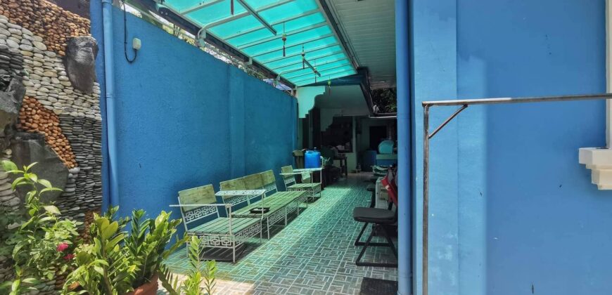 3 Storey House And Lot For Sale In Bf Resort Las Pinas