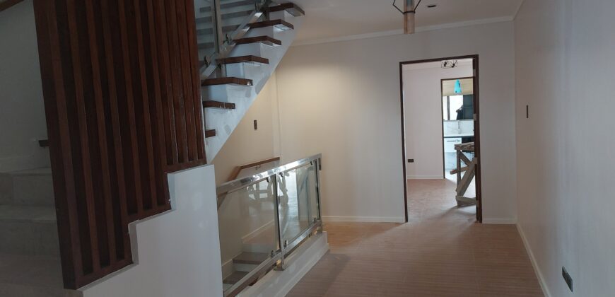 Brand New Town House For Sale In Pilar Village