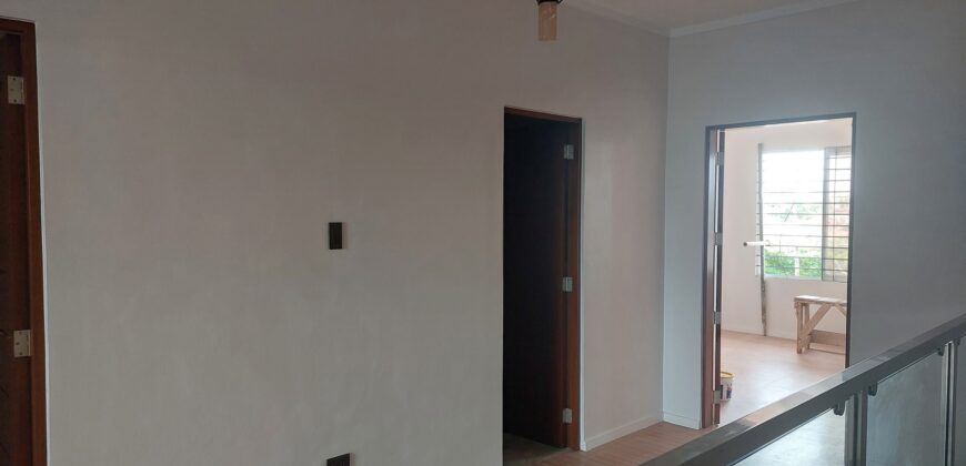 Brand New Town House For Sale In Pilar Village