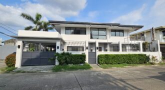 Fully Renovated Corner House For Sale in BF Homes Paranaque