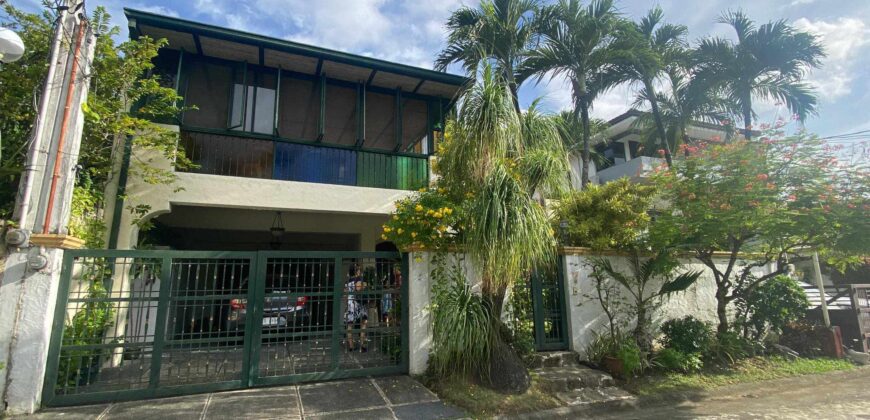 House And Lot For Sale In BF Homes Paranaque