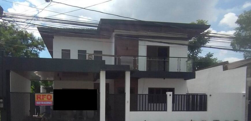 Brandnew Super Bright House in BF Homes Las Pinas