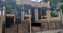 Town House For Sale In Las Pinas