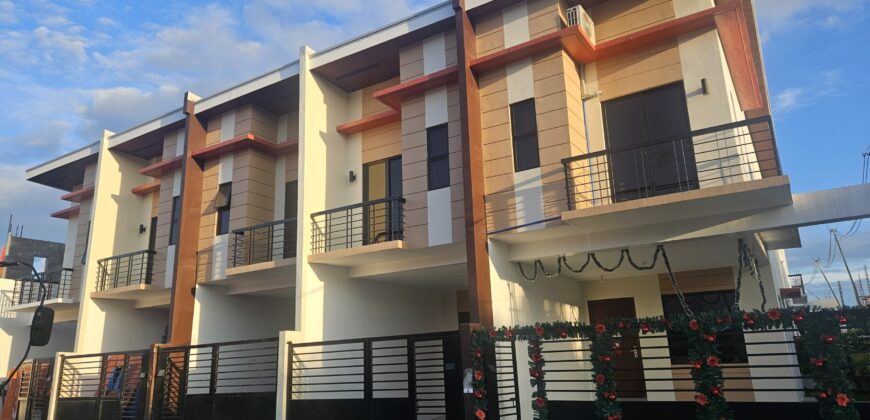 PreSelling Townhouses only 15% DP and payable in 2 Years.