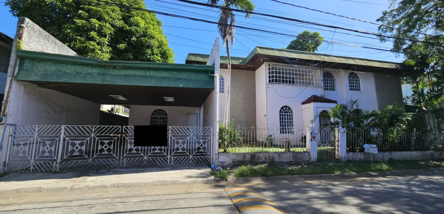 House And Lot For Sale in BF Homes Paranaque