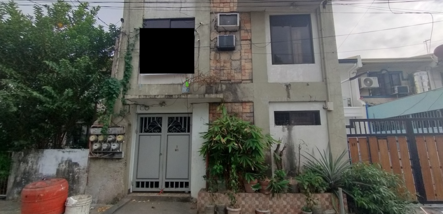 House And Lot For Sale In BF Resort Las Pinas