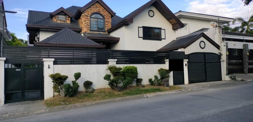 House And Lot For Sale In BF Resort Las Pinas