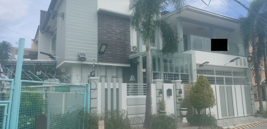 House And Lot For Sale In BF Resort Las Pinas