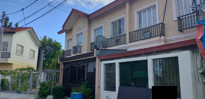 Town House Unit For Sale In BF Resort Las Pinas