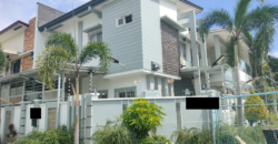 House And Lot For Sale In BF Resort Las Pinas