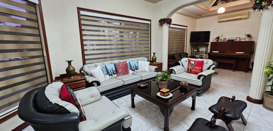 Timeless Corner Classic House For Sale in BF Homes Las Pinas