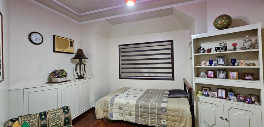Timeless Corner Classic House For Sale in BF Homes Las Pinas