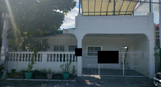 Bungalow House with Balcony For Sale In Green Heights Paranaque