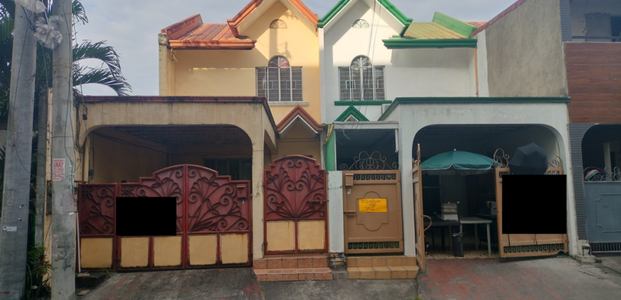 Town House And Lot For Sale In Ups 5 Paranaque