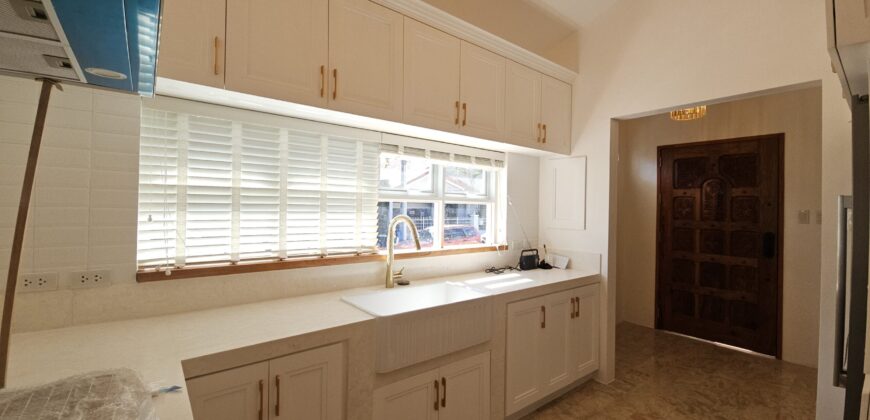 Bungalow House And Lot For Sale In Tahanan Village Paranaque