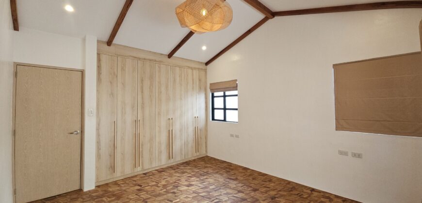 Bungalow House And Lot For Sale In Tahanan Village Paranaque