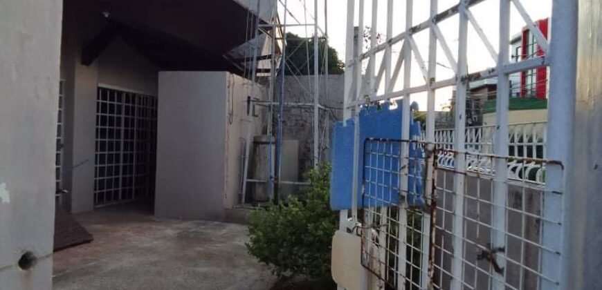 Corner House And Lot For Sale In BF Homes Paranaque