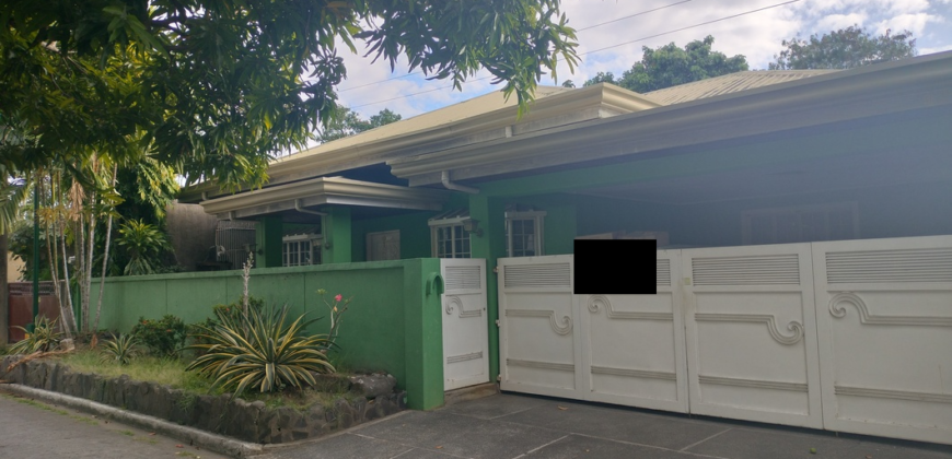 Well Maintained Bungalow House and Lot For Sale In Ups5