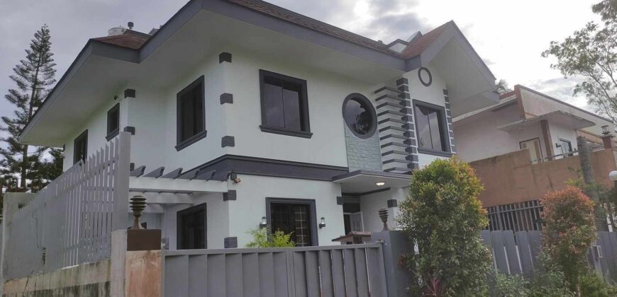 3 Storey House And Lot w/ Swimming Pool for Sale In Tagayay