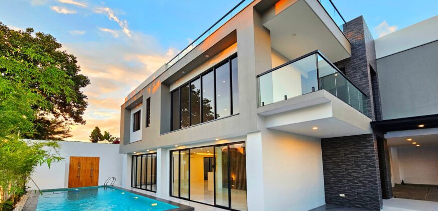 Crystal Oasis and its Modern Design Charm. Corner House in BF Homes Paranaque
