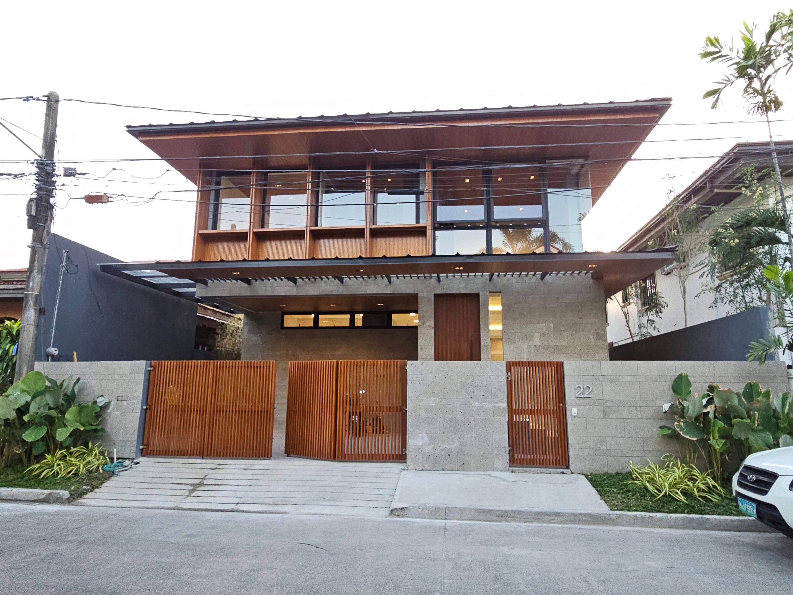 Brand New Modern 2 Storey House in Tahanan Village
