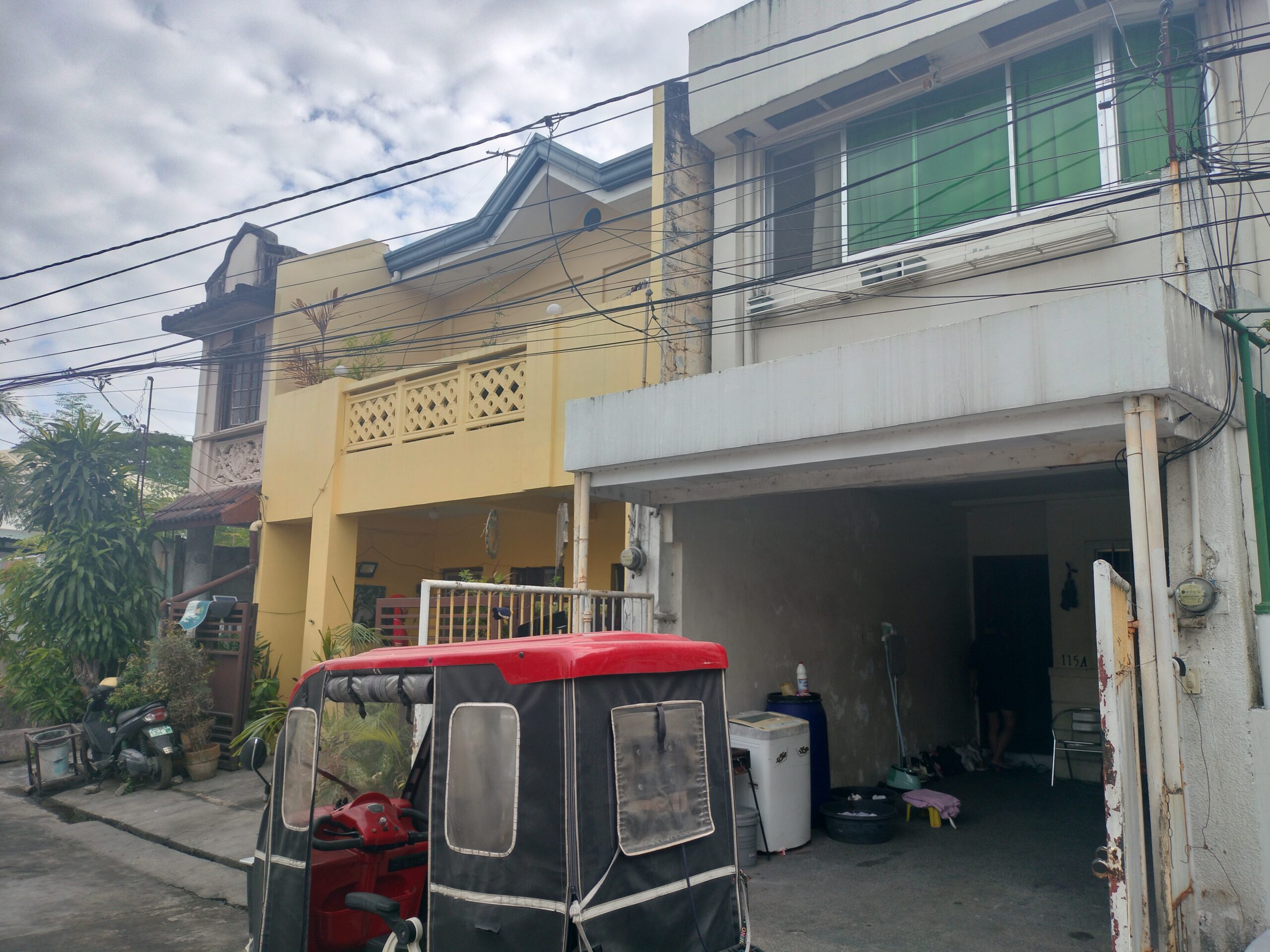 Town House And Lot For Sale In Ups 5