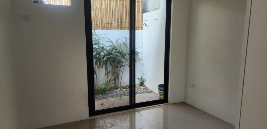Duplex House And Lot For Sale In BF Homes Las Pinas