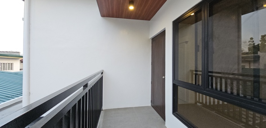 Modern Aesthetics: 2 Storey House with Swimming Pool in BF Homes Paranaque