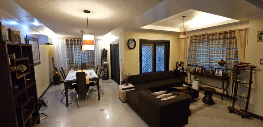 Owner Built House with 9 Rooms in Citadella Village Las Pinas