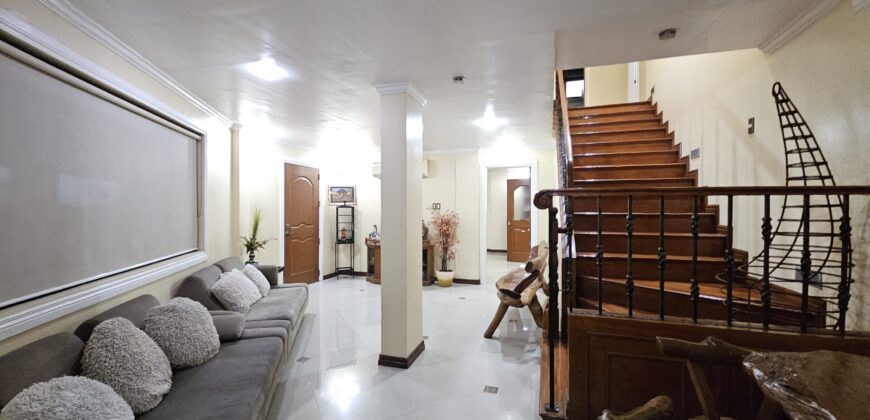 Owner Built House with 9 Rooms in Citadella Village Las Pinas