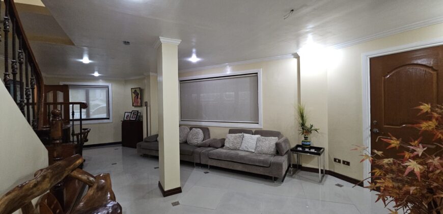 Owner Built House with 9 Rooms in Citadella Village Las Pinas