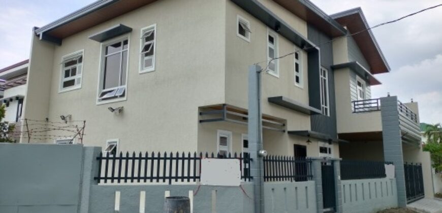 Corner Brandnew House in BF Resort, Las pinas
