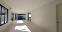 Brand New House in BF Resort Las Pinas, Embracing Cutting-Edge Modernity