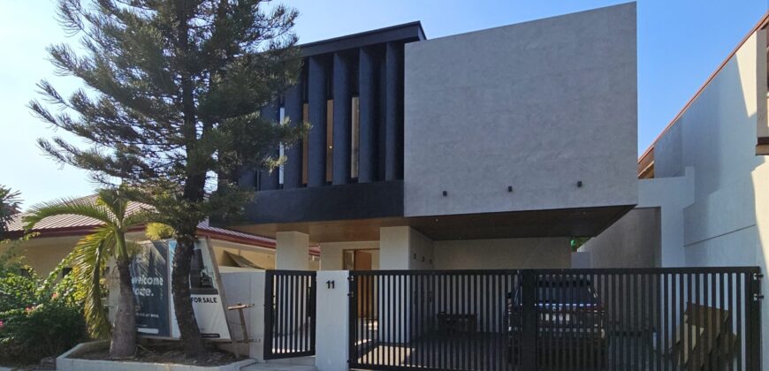 Brand New House in BF Resort Las Pinas, Embracing Cutting-Edge Modernity