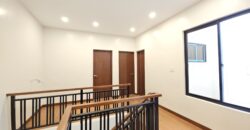 Duplex For Sale in BF Resort, Las Pinas