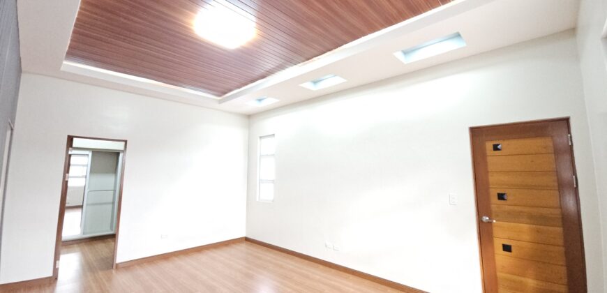 Corner Brandnew House in BF Resort, Las pinas