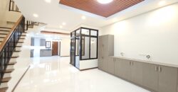 Duplex For Sale in BF Resort, Las Pinas