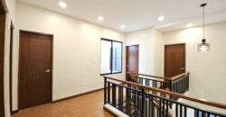 Duplex For Sale in BF Resort, Las Pinas