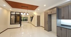 Duplex For Sale in BF Resort, Las Pinas