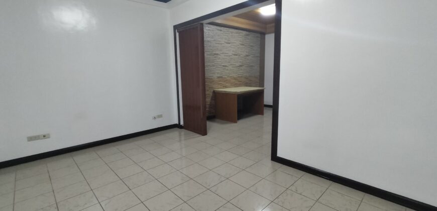 House For Rent in BF Homes, Las Pinas