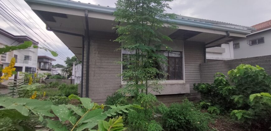 Corner House and Lot For Sale in BF HOMES, Paranaque