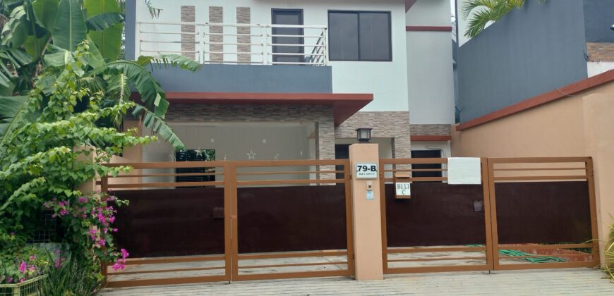 House For Rent in BF Homes Las Pinas