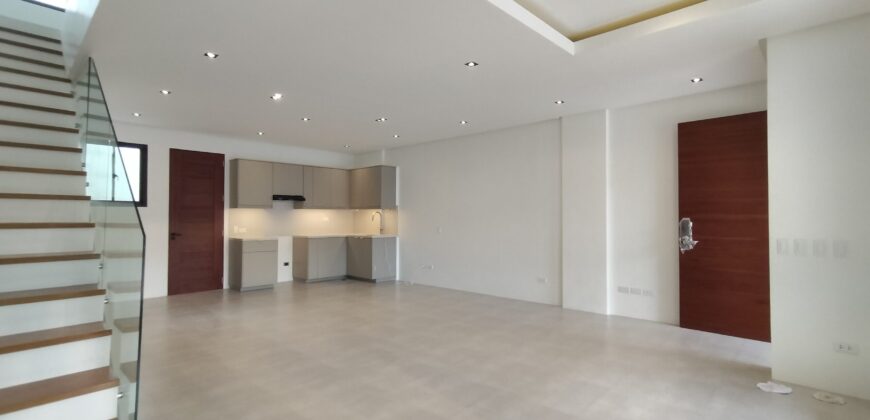 Brandnew Townhouse for Sale in BF Resort, Las Pinas