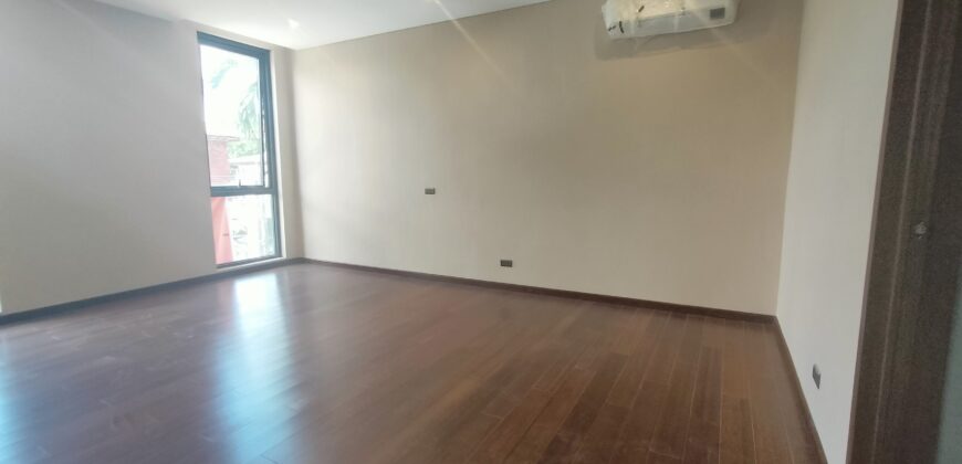 Brandnew Three-Storey House with Elevator Located in a Prime and Peaceful neighborhood.