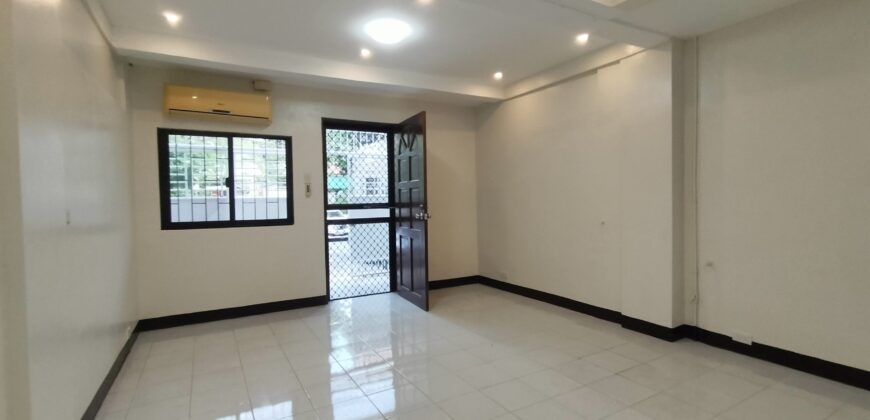 House for Sale in BF Resort, Las Pinas