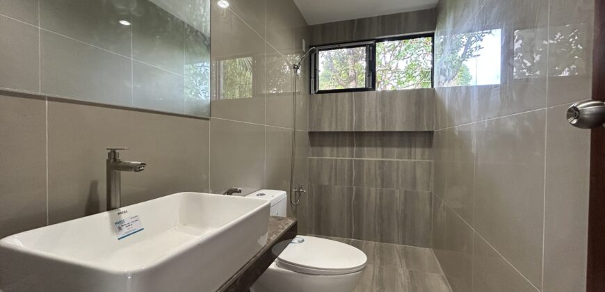 Affordable Single Detached Brandnew House with Garden near Twin Lakes.